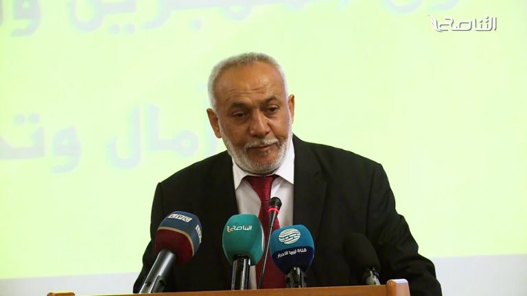 عبد الوهاب البسيكري/ رئيس اللجنة التحضيرية ب ملتقي “قوى من المؤسسات المجتمعية البنغازية”: حافظنا على صوت المدنية رغم محاولات عسكرة الدولة