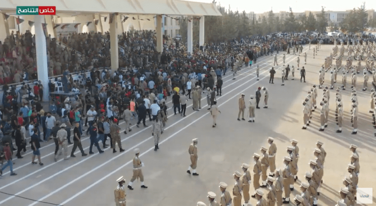 خاص التناصح | لحظة فرحة الأهالي بتخرج أبنائهم من الكلية الجوية بمصراتة