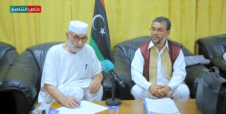 عدسة التناصح | عملية تسليم واستلام بين الرئاسة السابقة للمجلس الأعلى لحكماء وأعيان ليبيا والجديدة برئاسة “علي جبودة” في مركز الشيخ علي الغرياني للكتاب بتاجوراء