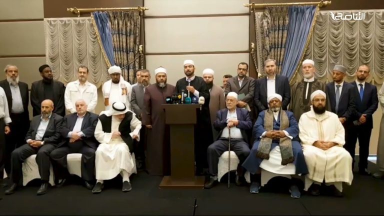 شاهـد | رياض صاكي / الأمين العام لرابطة علماء المغرب العربي: نصرة رسول الله لا ينبغي أن تشغلنا أيضا عن ما يحدث للمسلمين في الهند من إبادة واضطهاد .. في بيان لهيئات واتحادات وروابط إسلامية لنصرة النبي صلى الله عليه وسلم.