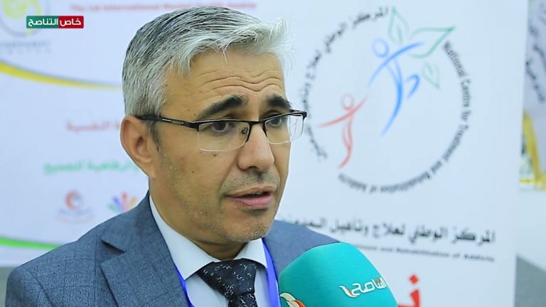 عدسة التناصح | د. أنور يونس – مدير المركز الوطني لعلاج وتأهيل المدمنين خلال الملتقى الدولي الأول للتوعية بالصحة النفسية تحت شعار (الصحة النفسية والرفاهية للجميع) بالعاصمة طرابلس: نحتاج حقيقة إلى تكثيف مثل هذه المؤتمرات والملتقيات التوعوية، خاصة وللأسف أن أكثر فئة إدمان عمرية بالمركز لدينا هي من فئة الشباب طلبة الإعدادي والثانوي.