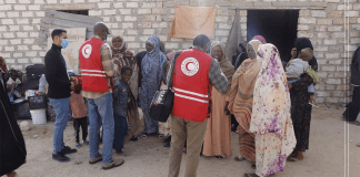 الهلال الأحمر اجدابيا يتفقد أوضاع اللاجئين السودانيين بالمدينة
