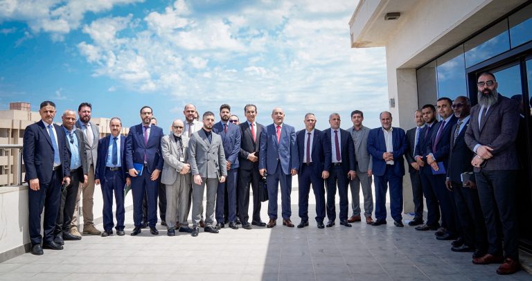 إدارة المركزي الجديدة تؤكد أن الإدارة السابقة صرفت 950 مليون دولار دون أوامر صرف