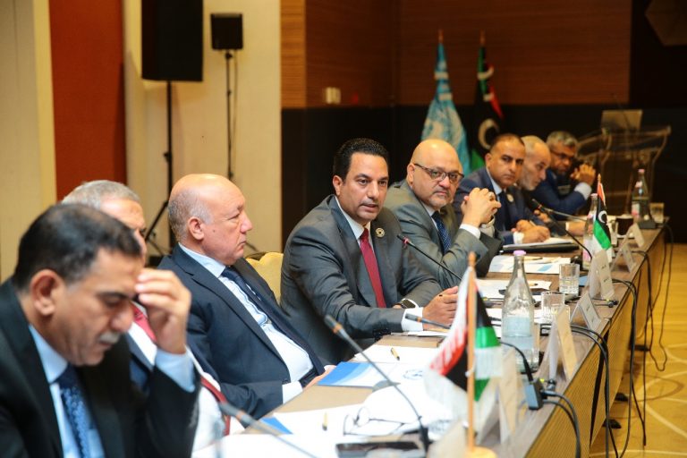 للمرة الخامسة.. ممثلا النواب والدولة يرجئا الاتفاق بشأن أزمة المصرف المركزي