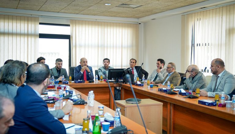 إدارة المصرف المركزي تؤكد أن جميع الحسابات والرسوم الضريبية والاحتياطيات لم تمس