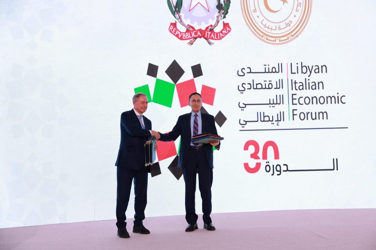 عودة الرحلات المباشرة إلى الاتحاد الأوروبي وبناء مطار طرابلس ضمن اتفاقيات ليبيا وإيطاليا