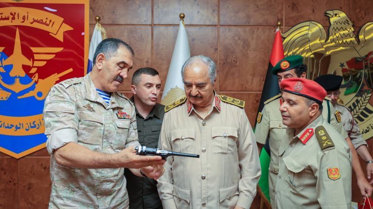 أعلنت الحكومة البريطانية اليوم الخميس فرض 56 عقوبة جديدة على روسيا، بما في ذلك على مواطنين مرتبطين بمرتزقة فاغنر