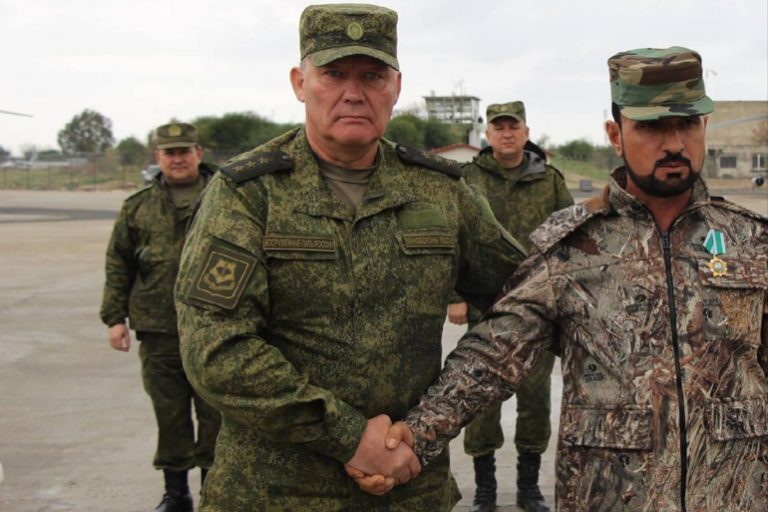 المرصد السوري: نرجح وجود رئيس أركان جيش بشار في ليبيا