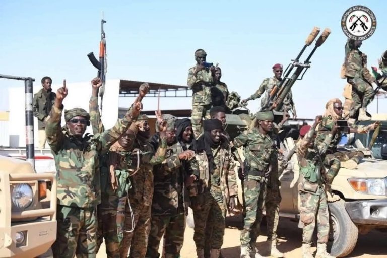 القوة المشتركة لحركات الكفاح المسلح في السودان تعلن مقتل 680 عنصرًا من الجنجويد في محاولة تسلل عبر الأراضي الليبية