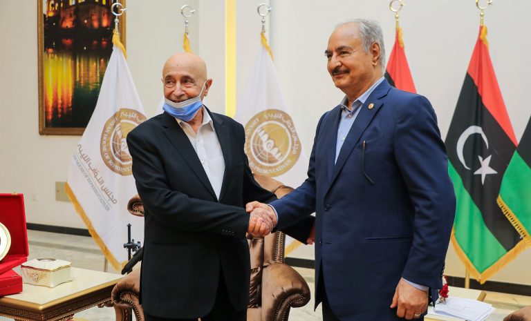 مهجرو درنة: نرفض رفضًا قاطعًا من يسعى للمصالحة المزعومة مع حفتر، ولا نسمح لهم بأن يتحدثوا باسمنا