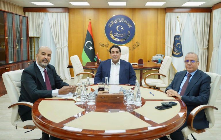 المجلس الرئاسي يصدر 3 مراسيم ويعد مجلس النواب متجاوزا لصلاحياته الانتقالية المؤقتة