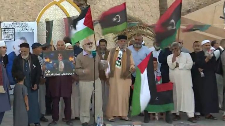 تنسيقية ميادين الثورة” تعلن دعمها لمرسوم مفوضية الاستفتاء وتطالب بإنهاء مجلسي النواب والأعلى للدولة