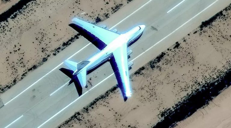 تحقيق دولي يكشف اتخاذ روسيا قاعدة الخادم مركزاً استراتيجياً لتعزيز نفوذها العسكري