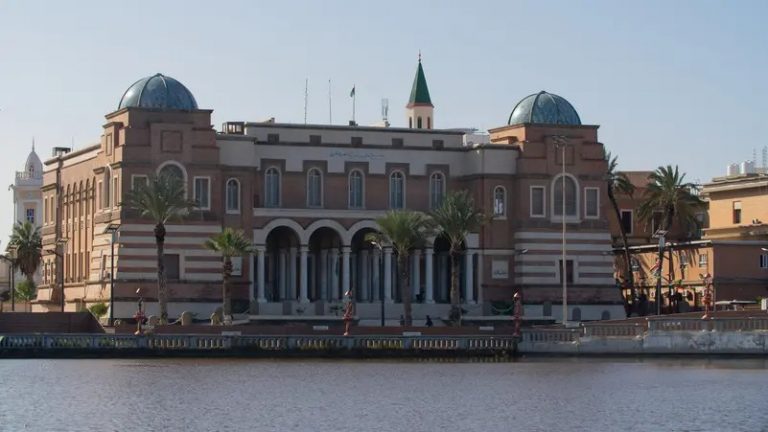 مصرف ليبيا المركزي: 1887 اعتمادًا مستنديًا بقيمة 1.6 مليار دولار محجوزة عبر المنصة الجديدة
