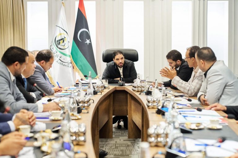 قادربوه يبحث مع إدارة فحص العقود آليات تطوير الأداء ومتابعة تنفيذ المشروعات