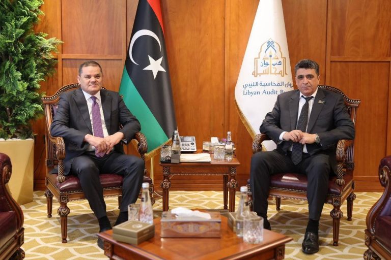 الدبيبة، وشكشك يدرسان تعزيز الرقابة المالية، وحوكمة الإنفاق العام