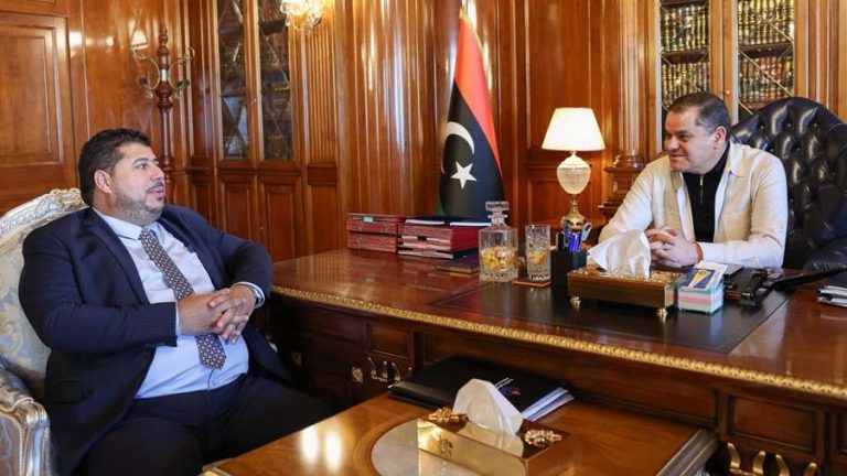 المؤسسة الوطنية للنفط تعرض خطة لتطوير حقول الغاز غرب ليبيا لحل أزمة الكهرباء