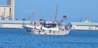 أسطول الصمود يقترب من غزة على بُعد 10 أميال متحديًا التهديدات